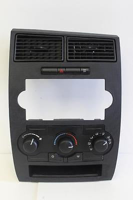 2006-2007 Dodge Charger A/C Heater Temperature Climate Control P55111870Aj - BIGGSMOTORING.COM