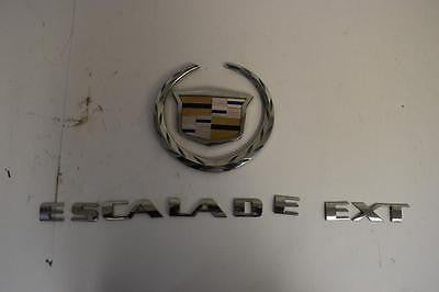 2007-2013 Cadillac Escalade Tailgate Emblem