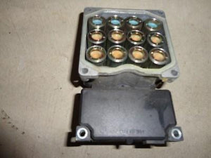 98-02 Audi A6 A4 Vw Passat Abs Pump Brake Module Modulator Only 8E0 614 111B