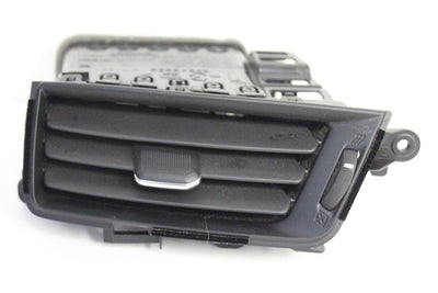 2014-2016  CHEVY SILVERADO SIERRA CENTER RIGHT DASH AIR VENT