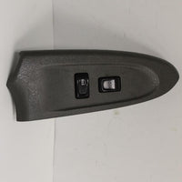 2002-2005 Chevy Trailblazer Passenger Side Power Window Switch 15085581 - BIGGSMOTORING.COM