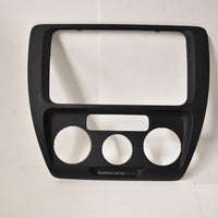 2011-2014 VOLKSWAGEN JETTA CENTER DASH TRIM BEZEL 5C6 858 071