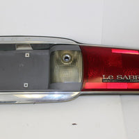 2000-2005 Buick Le Sabre Center Trunk Tail Light 16525084 A - BIGGSMOTORING.COM