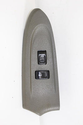 2002-2005 Chevy Trailblazer Passenger Side Window Switch 15136125 - BIGGSMOTORING.COM