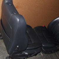2011 Chrysler 300 Front Driver & Passenger Seat Comes W/ Headrest