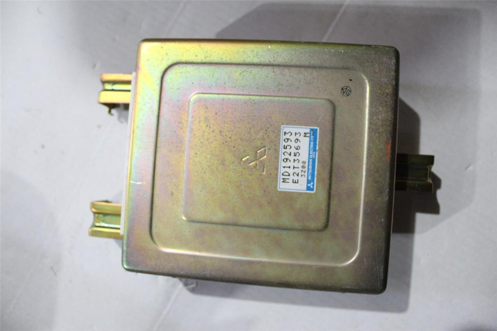 94-95 3000GT Stealth 3.0 Sohc Ecu Ecm Engine Control Module Computer MD192593