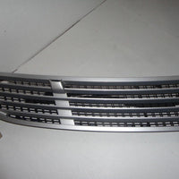 2003 MERCEDES BENZ W220 S500 S430 HOOD GRILLE SLIVER W/ WASHER NOZZEL & SENSOR - BIGGSMOTORING.COM